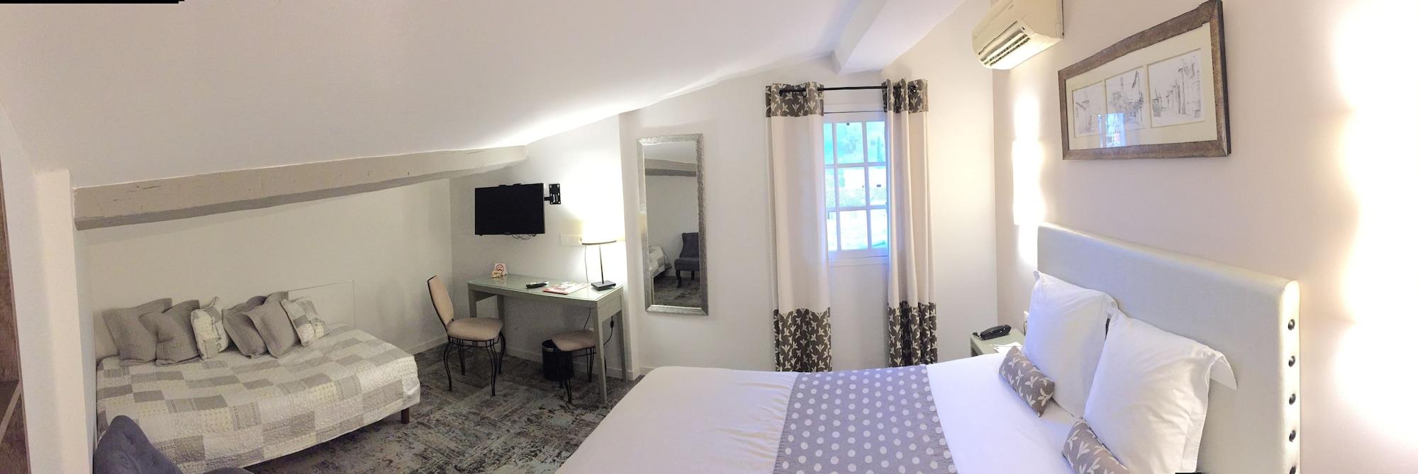Hotel Du Pont Vieux 3*